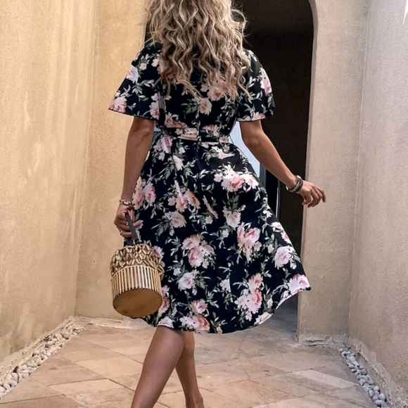 Boho Floral Print Belted Summer Dress - Picture 4 of 4